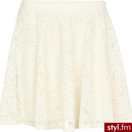 Średnie Spódnice Moda