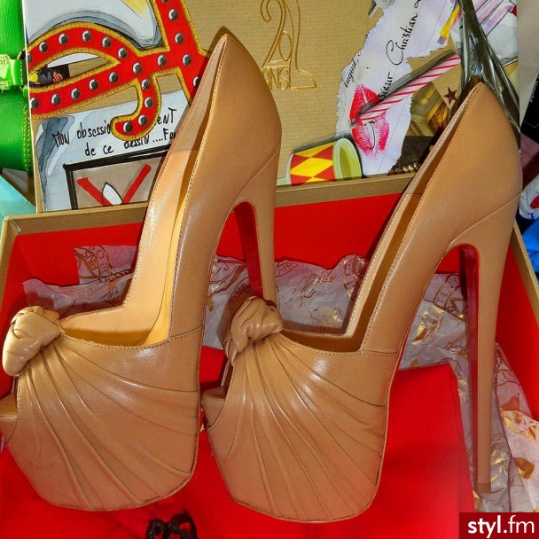 Szpilki Buty Moda