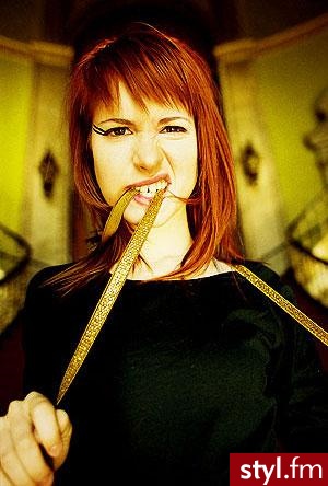 Hayley! xD - Średnie Fryzury