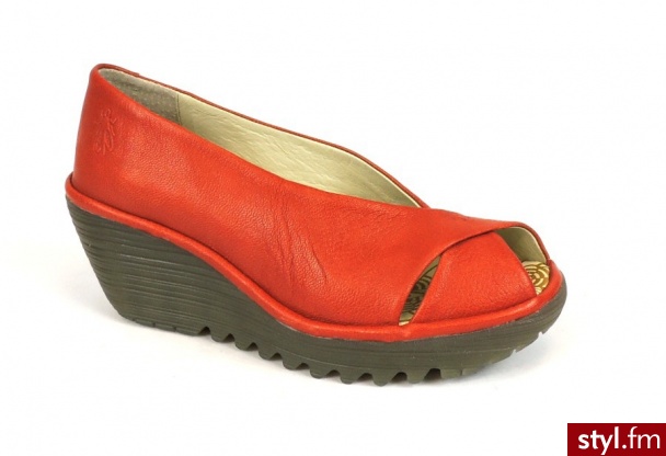FLY London Czółenka na koturnie 0480205D - Czółenka Buty Moda