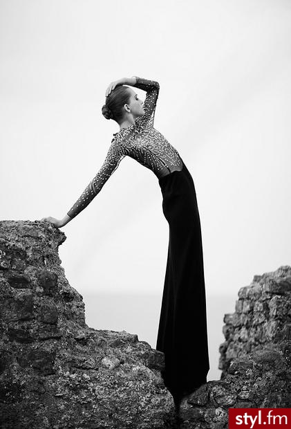 Sukienki Moda