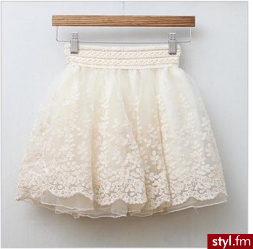 Średnie Spódnice Moda