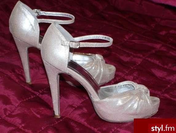 Pozostałe Buty Moda