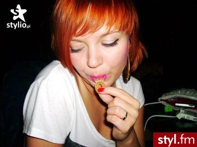 Średnie Fryzury