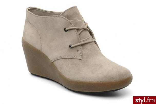 Clarks PÓŁBUTY I BOTKI NICE MELODY BY CLARKS (Beżowy) - Botki Buty Moda