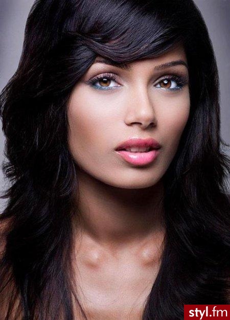 Freida Pinto. - Makijaże