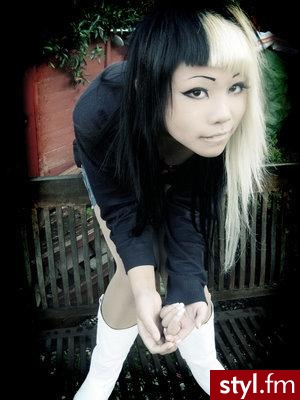 Anette Skye - EMO Alternatywne Średnie Fryzury