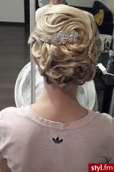Blond Upięcie Kręcone Ślubne Długie Fryzury