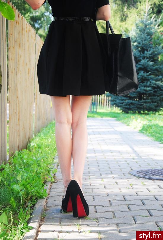 Sukienki Moda