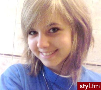 Średnie Fryzury