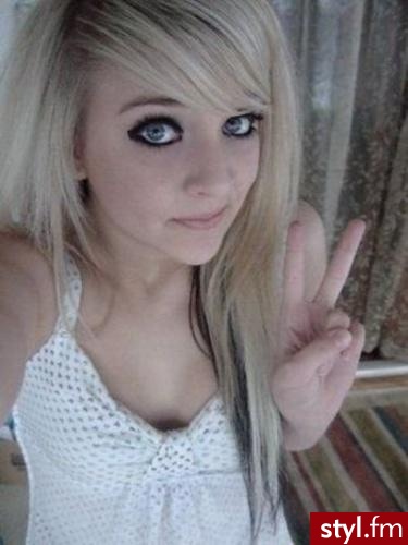 EMO Alternatywne Średnie Fryzury