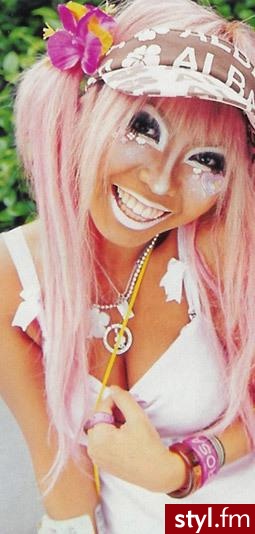 ganguro - Długie Fryzury