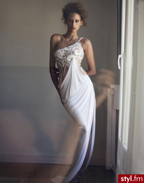 Sukienki Moda