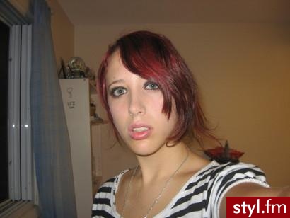 Średnie Fryzury