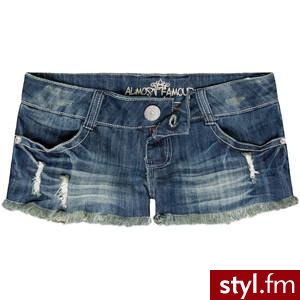 ALMOST FAMOUS Frayed Hem Womens Shorts - Polyvore. Pobrano ze strony: http://www.polyvore.com/almost_famous_frayed_hem_womens/thing?id=32515215 - Misz-masz