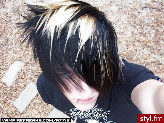 EMO Alternatywne Średnie Fryzury