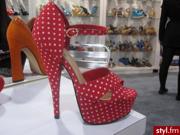 Szpilki Buty Moda