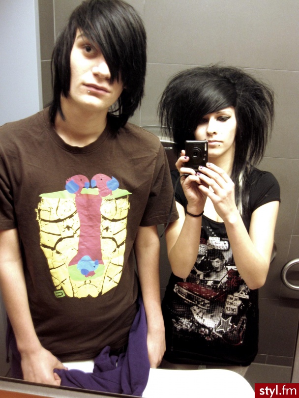 Yuku Muku & Scene Rawrr - EMO Alternatywne Średnie Fryzury