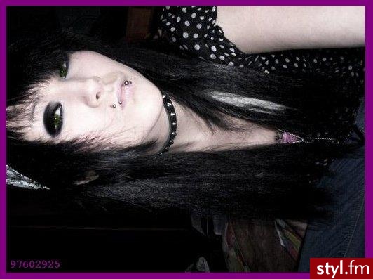 ummm - EMO Alternatywne Średnie Fryzury