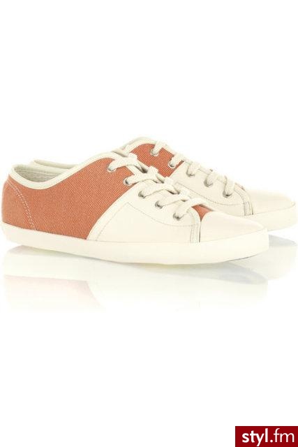 Tenisówki od Chloe. Tenisówki od Chloe

75 euro (ok. 300 zł). - Pozostałe Buty Moda