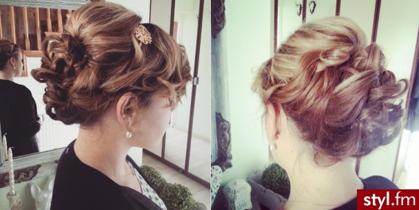 Blond Upięcie Kręcone Ślubne Średnie Fryzury