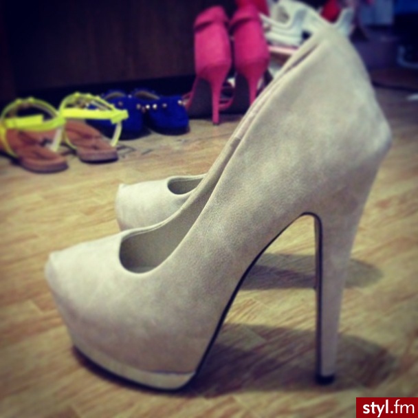 Szpilki Buty Moda