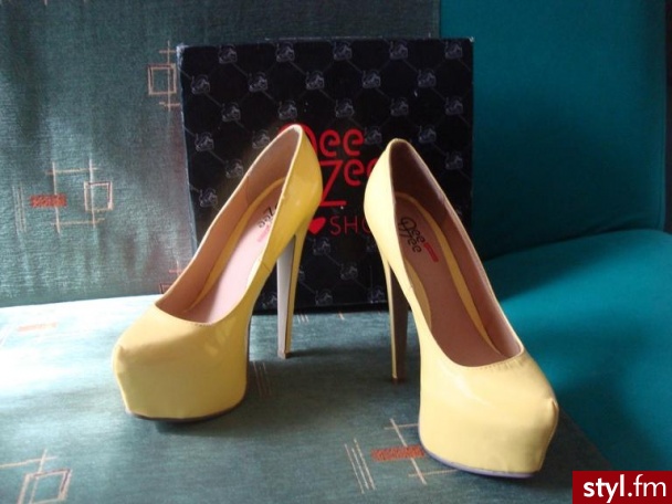 Szpilki Buty Moda