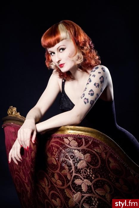 Średnie Fryzury