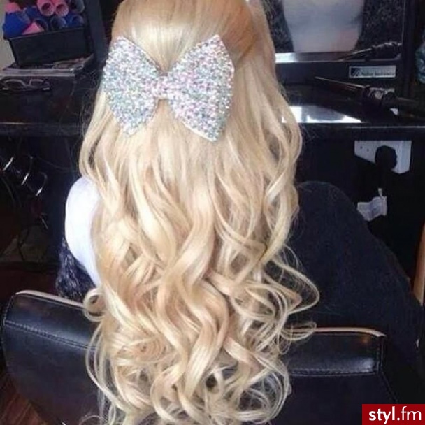 Blond Rozpuszczone Kręcone Na co dzień Długie Fryzury