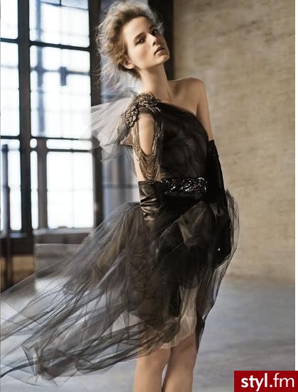 Sukienki Moda