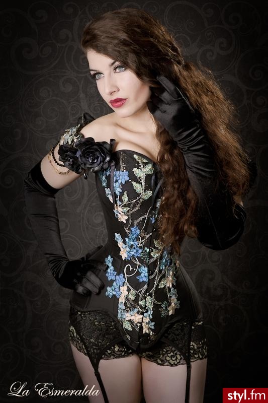 Gorsety Bielizna Moda