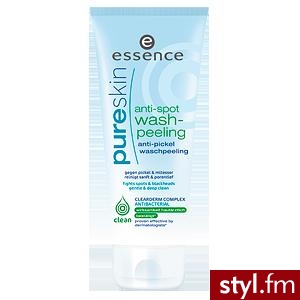 kosm. do twarzy essence. B. tanie, ale są świetne. Mają delikatny zapach i co najważniejsze NIE wysuszają skóry jak reszta tego typu kosmetyków ;]
Ps. Mam jeszcze krem do mycia twarzy 4 w 1 ale niestety nie mogłam znaleźć nigdzie fotki ;[ - Misz-masz