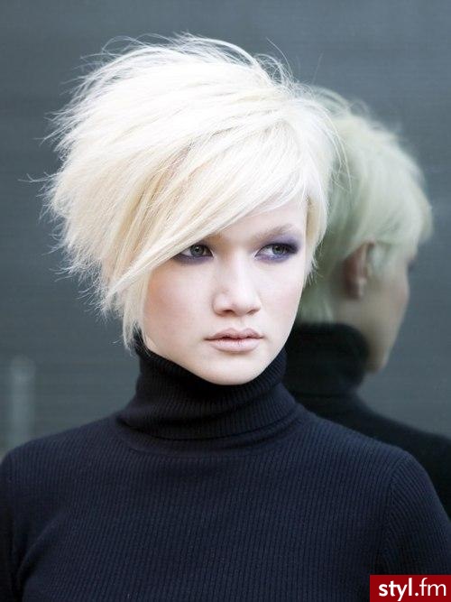 Blond Rozpuszczone Proste z grzywką Na co dzień Krótkie Fryzury