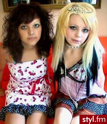 EMO Alternatywne Średnie Fryzury