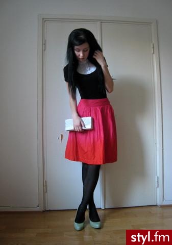 Jeżeli zdjęcie znajduje się już w galerii poproszę o link - Moda uliczna Inne Moda