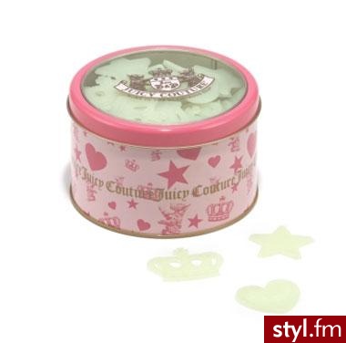 Naklejki od Juicy Couture świecące w ciemnościach. Cena: $18 - Gadżety Inne Moda