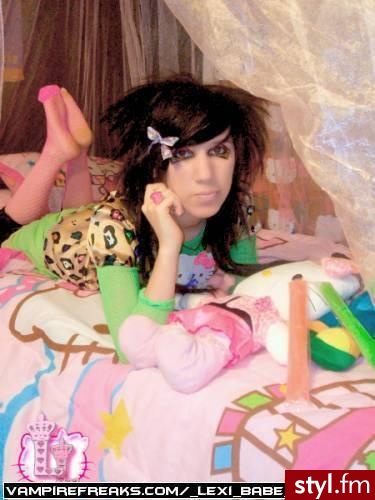 `. . Lexi lussh ..xdd <3 ^^ - EMO Alternatywne Średnie Fryzury