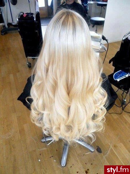 Blond Rozpuszczone Kręcone Na co dzień Długie Fryzury