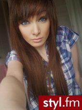 Średnie Fryzury
