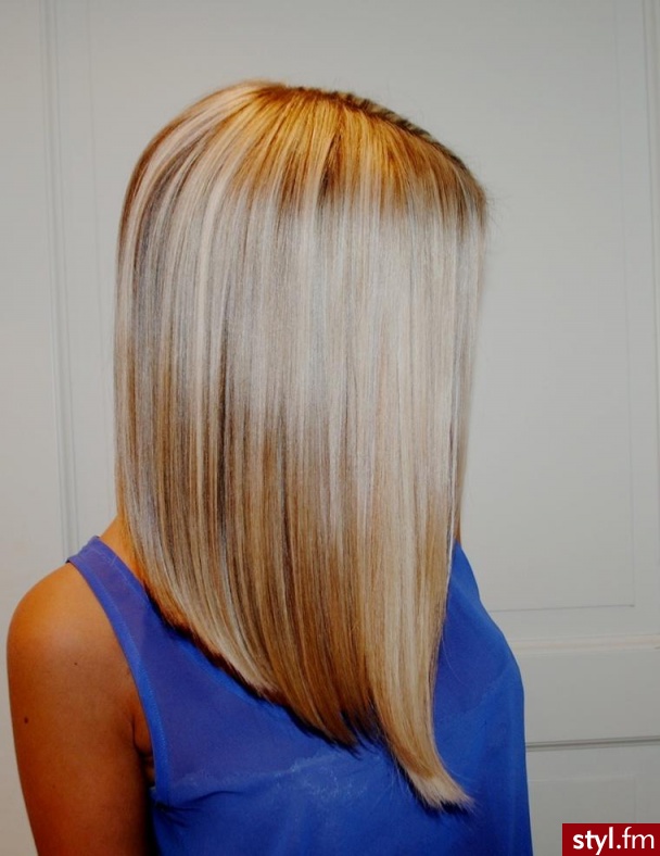 Blond Rozpuszczone Proste Na co dzień Średnie Fryzury