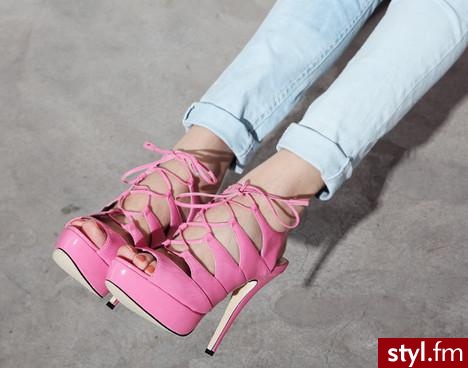 Szpilki Buty Moda