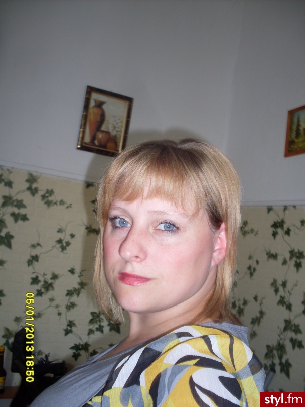 Blond Rozpuszczone Proste z grzywką Na co dzień Średnie Fryzury