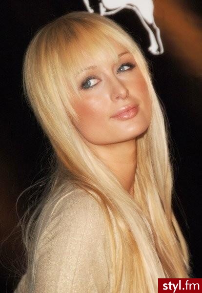 Średnie Fryzury