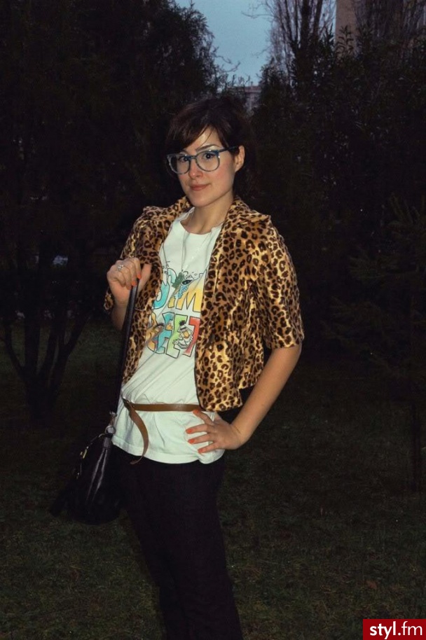 Jeżeli zdjęcie znajduje się już w galerii poproszę o link - Moda uliczna Inne Moda