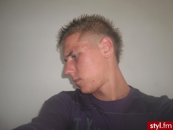 Średnie Męskie Fryzury
