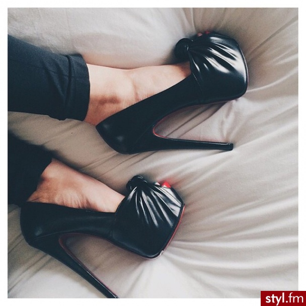 Szpilki Buty Moda