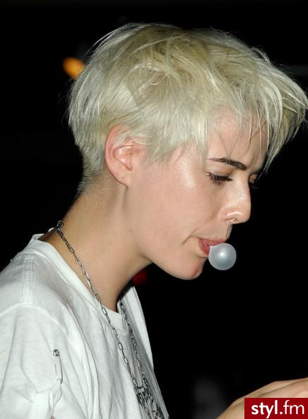 agyness deyn - Krótkie Fryzury