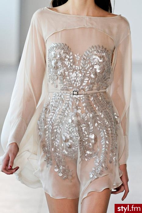 Sukienki Moda