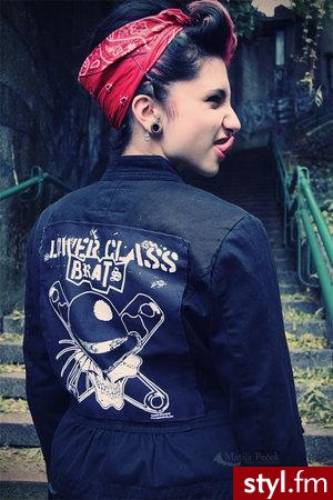 *. AH - Punk Rock Alternatywne Średnie Fryzury