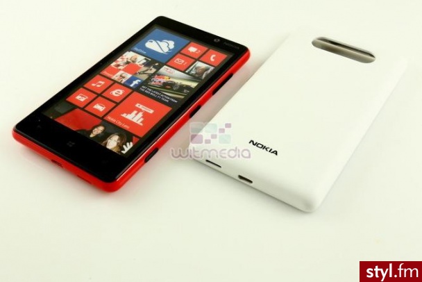 Nokia Etui CC-3041 Wireless Charging Shell White Matt Lumia 820 (CC-3041) - Portfele i etui Dodatki Moda